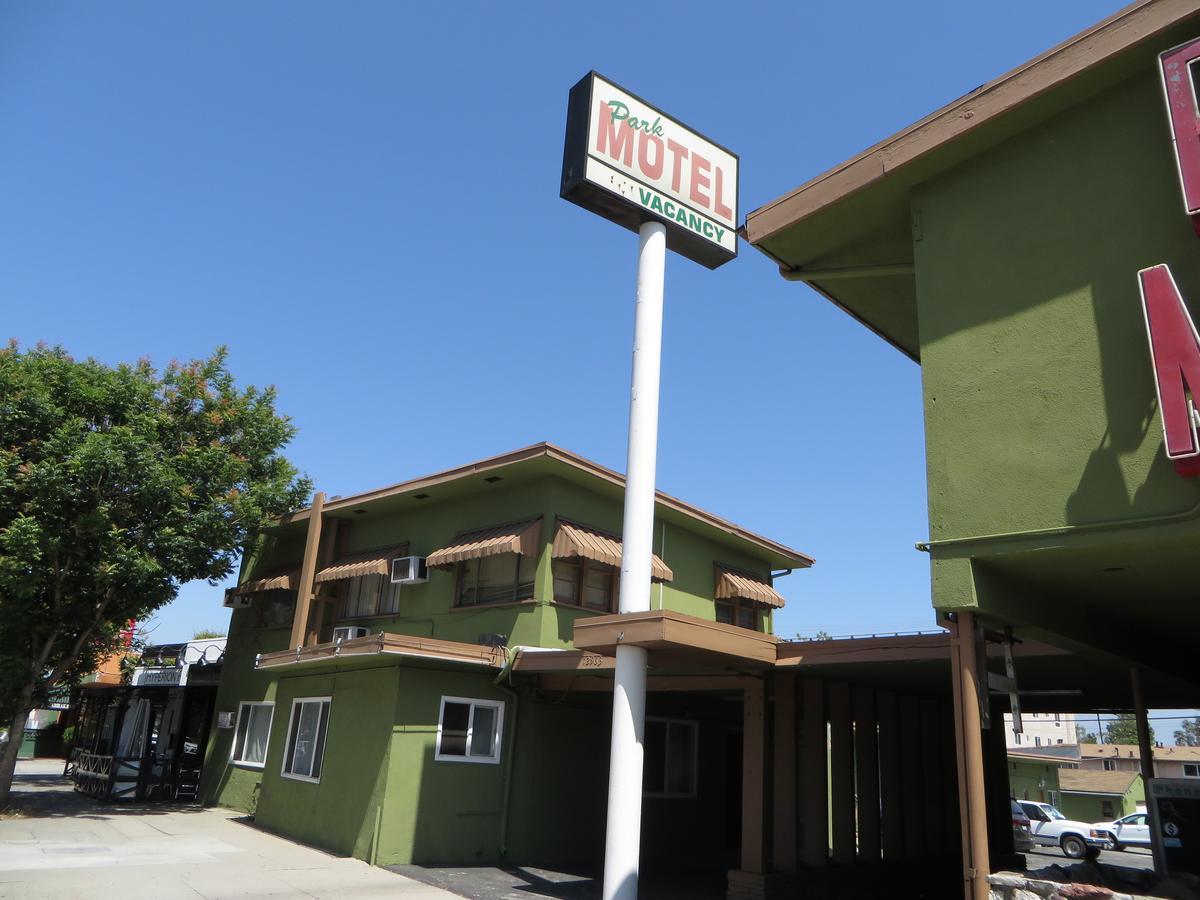 Park Motel Studio City Екстериор снимка